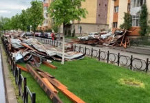 Dezastru la Craiova după ce o vijelie a inundat complet străzi și imobile din oraș