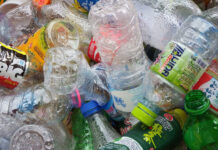 Auchan oferă 0,5 lei sub forma de voucher pentru fiecare recipient PET sau de aluminiu (tip doza) reciclat. Lanțul de magazine acceptă maxim 200 de ambalaje reciclate zilnic de fiecare persoană