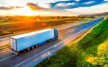 TIR-urile, oprite pe timpul zilei în sudul țării. Lista județelor afectate și excepțiile