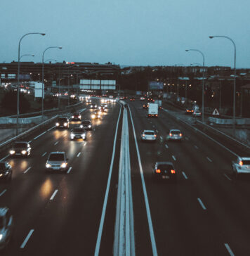 Top avantaje Monitorizare GPS mașină în timp real